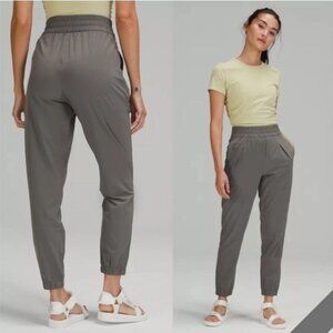 Lululemon Ease Back In Pleated High Rise Pant Asia Fit in Grey Sage Size Small